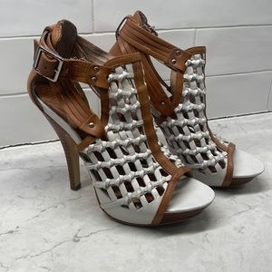 Size 6.5 Matiko heels with leather detail